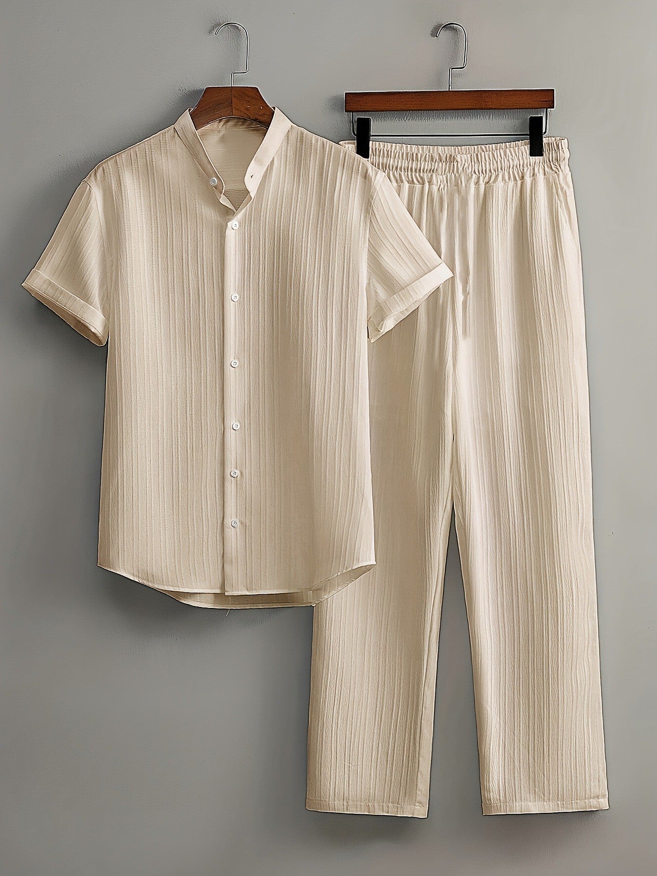 Mens Multi-Color Bamboo-Texture Wrinkle-Finish Short-Sleeve Shirt And Pants Set